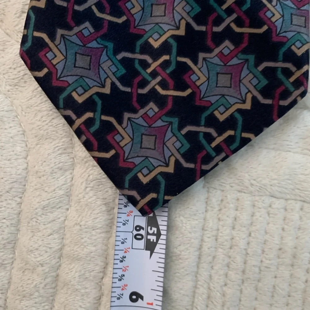 Zylos George Machado Italian Silk Navy Blue Patterned Tie